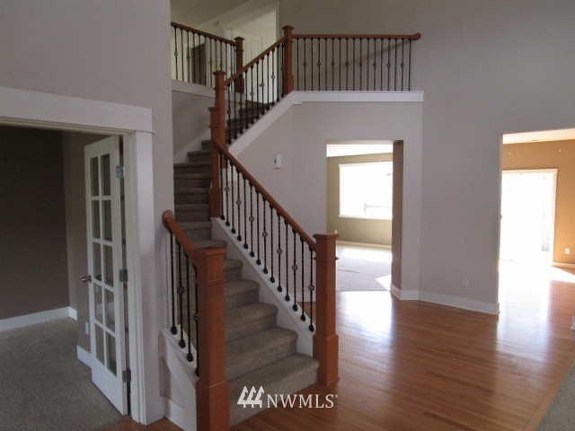 21910 42 Avenue Southeast Bothell, WA 98021 - Photo 10 of 24