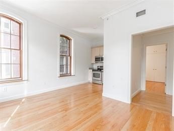 421 Hanover Street, Unit 23 Boston, MA 02113 - Photo 2 of 15