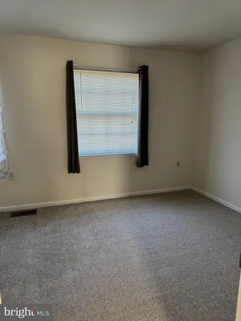 $1,650 | 238 Cameron Street, Berryville, VA 22611