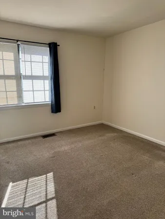 $1,650 | 238 Cameron Street, Berryville, VA 22611