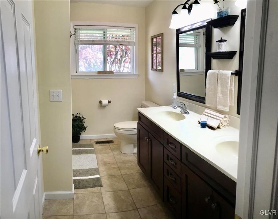 40 Fernwood Road Bangor, PA 18013 - Photo 11 of 38 Gallery Image 11