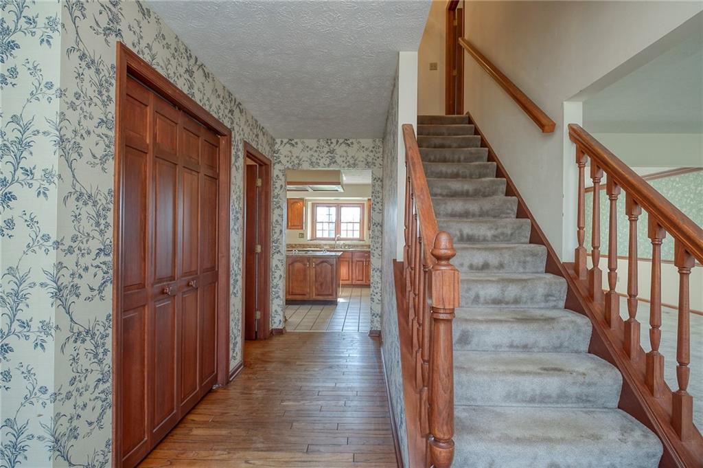 2911 Bryer Ridge Drive Export, PA 15632 - Photo 2 of 25 Gallery Image 2