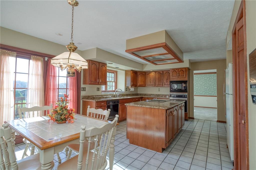 2911 Bryer Ridge Drive Export, PA 15632 - Photo 9 of 25 Gallery Image 9