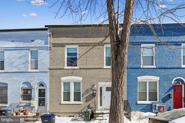 $3,900 | 1226 Carrollsburg Place Southwest, Washington, DC 20024