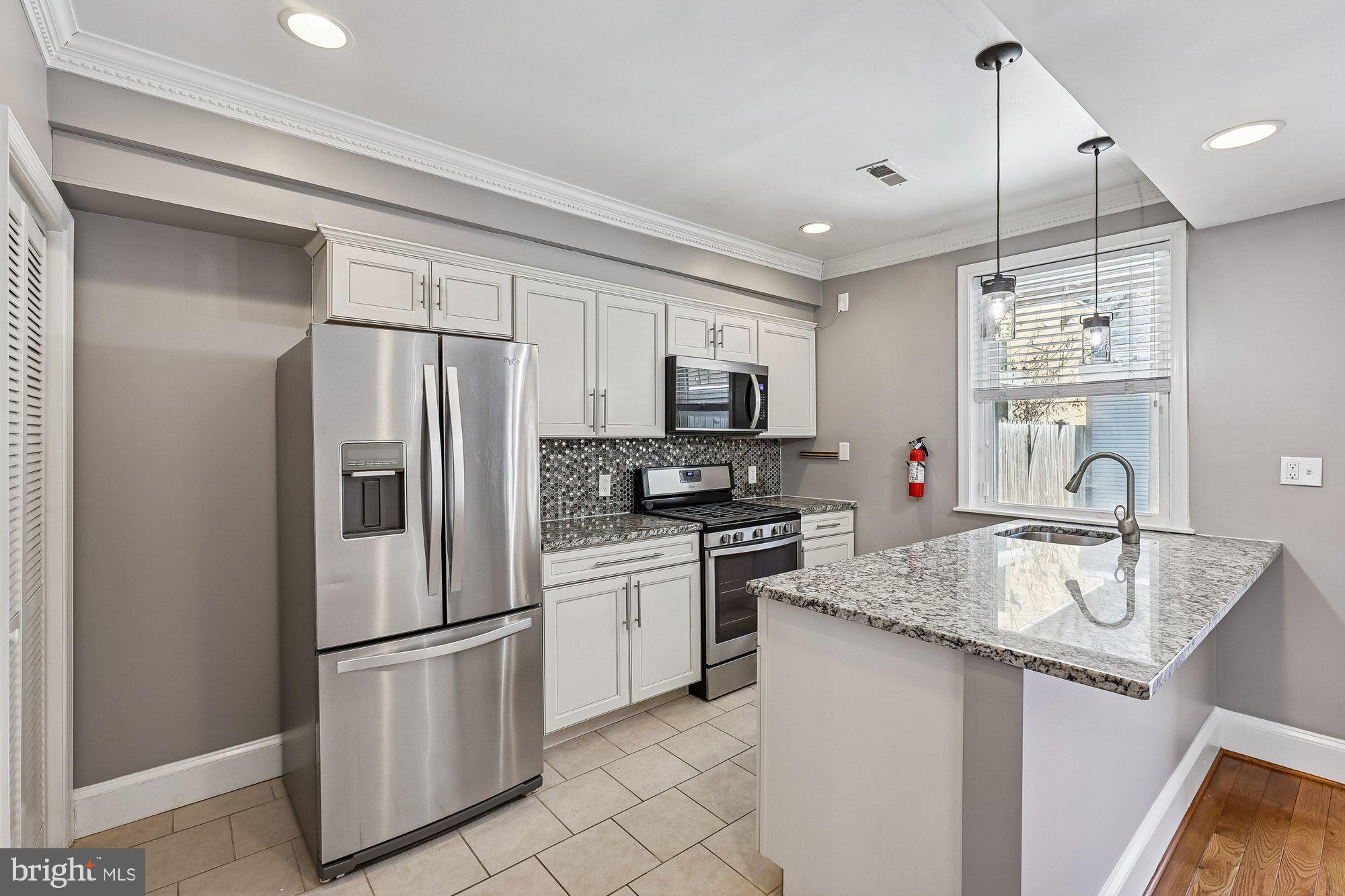 1226 Carrollsburg Place Southwest Washington, DC 20024 - Photo 10 of 21 Kitchen