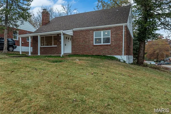 $259,900 | 4600 Nelson Drive, Northwoods, MO 63121