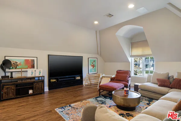 $5,495,000 | 4155 Green Meadow Court, Encino, CA 91316