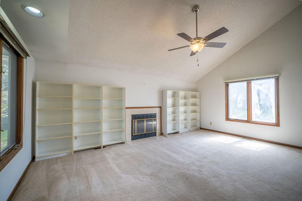 4141 Wimbledon Circle Lawrence, KS 66047 - Photo 8 of 65