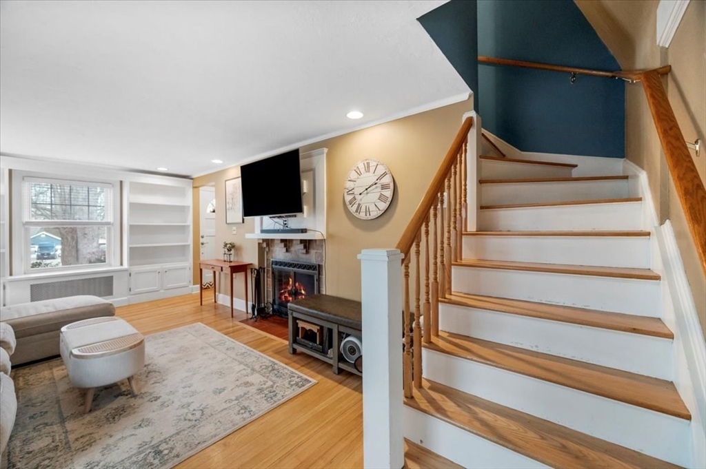 62 School Street Auburn, MA 01501 - Photo 11 of 41