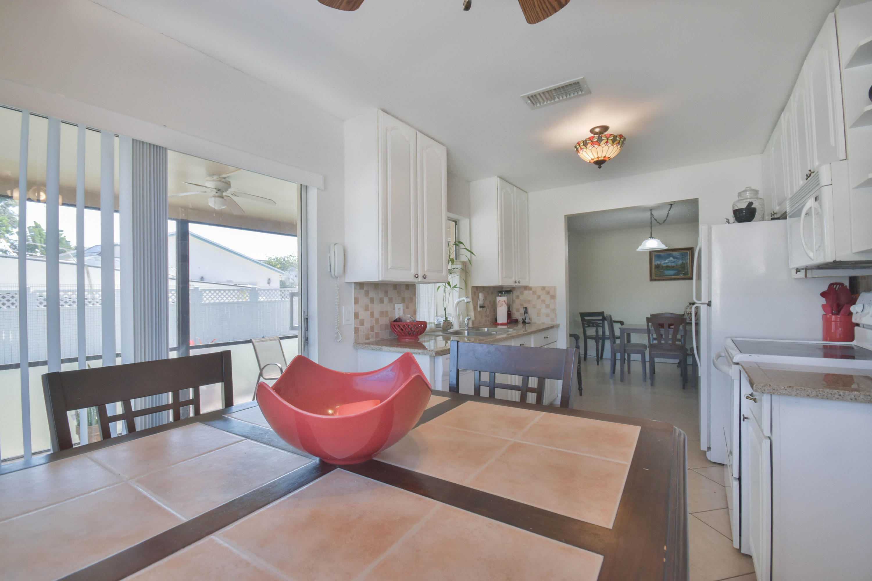 22706 Southwest 65th Terrace Boca Raton, FL 33428 - Photo 13 of 22 13-Kitchen View