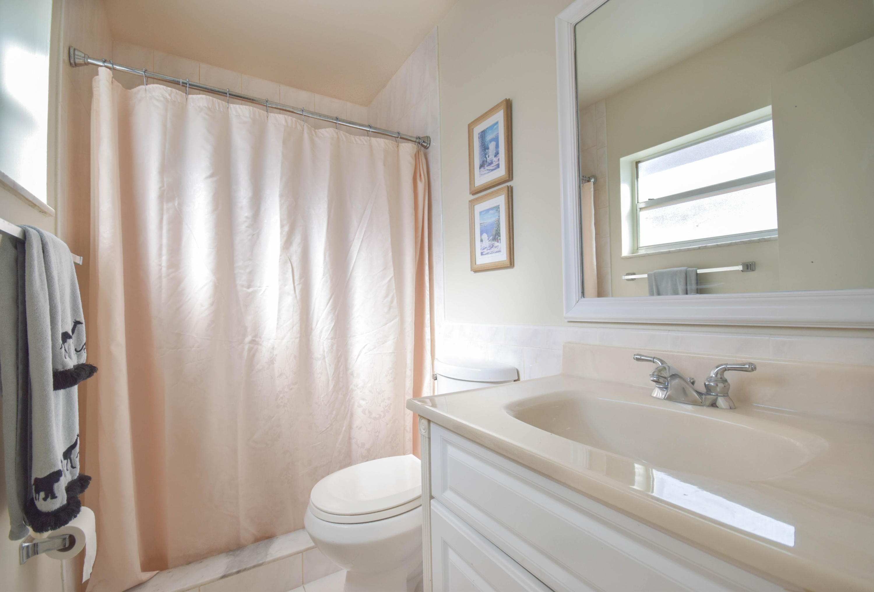 22706 Southwest 65th Terrace Boca Raton, FL 33428 - Photo 16 of 22 16-Master Bathroom