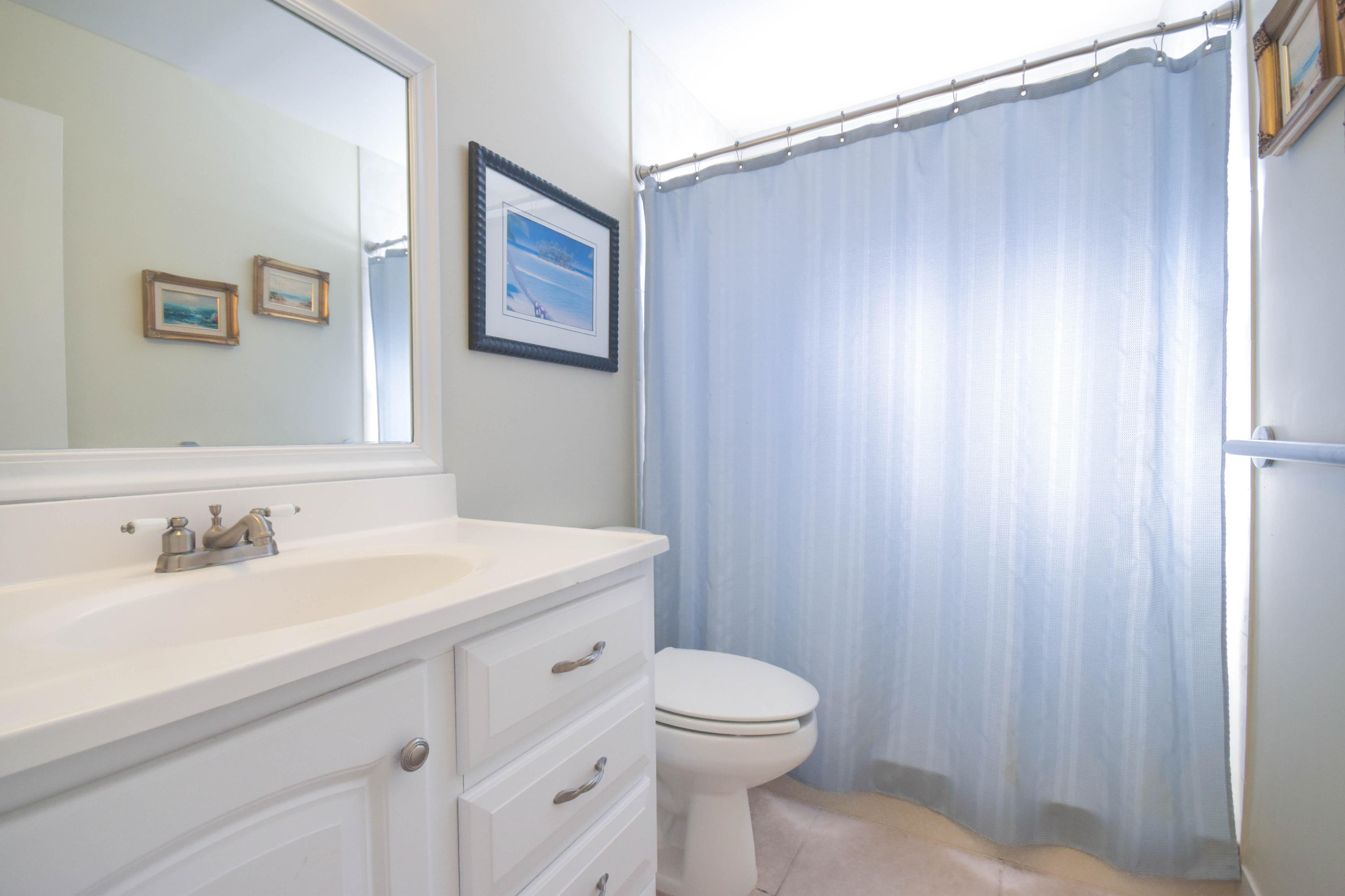 22706 Southwest 65th Terrace Boca Raton, FL 33428 - Photo 19 of 22 19-Bathroom 2