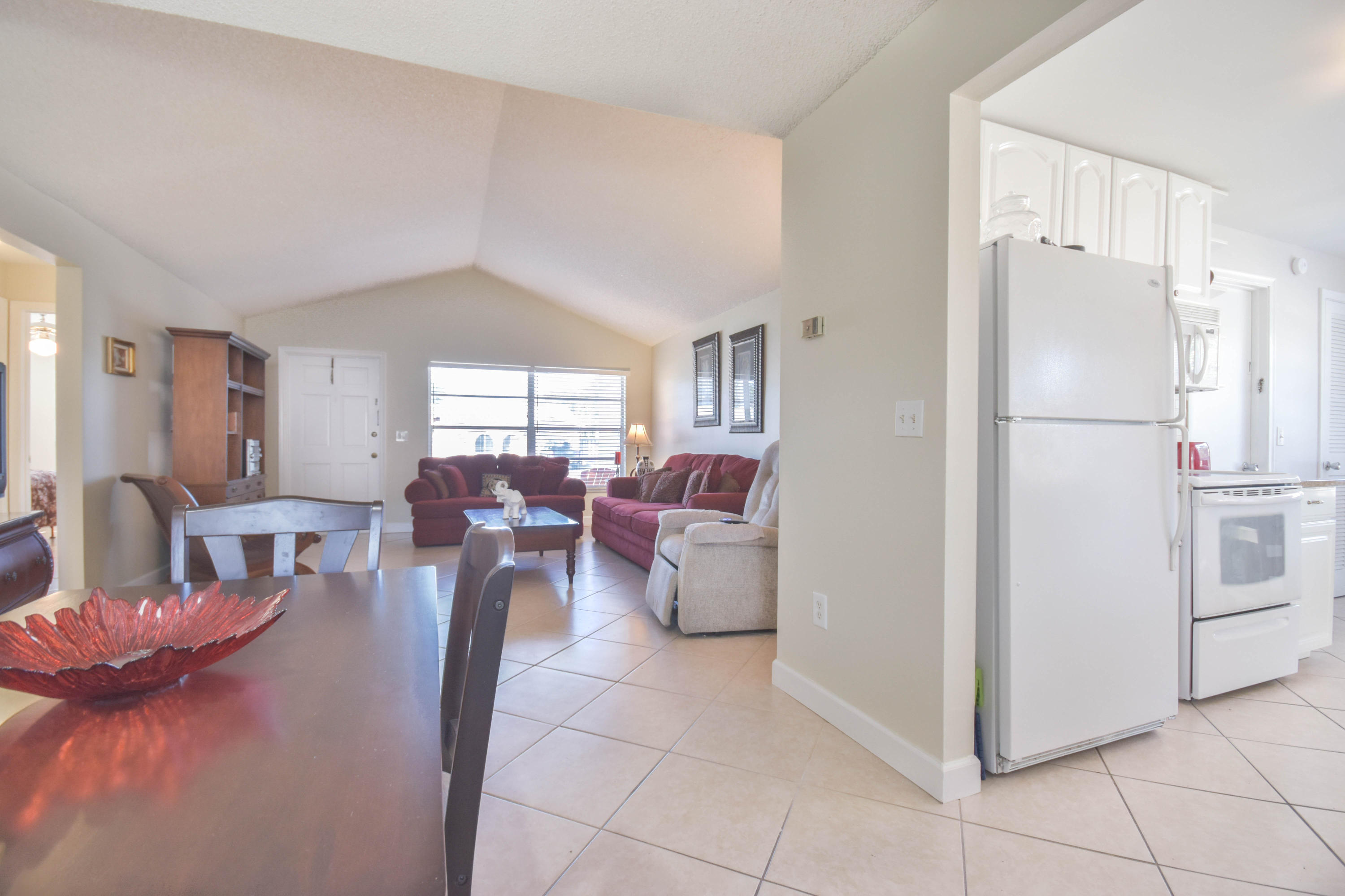 22706 Southwest 65th Terrace Boca Raton, FL 33428 - Photo 8 of 22 8-Dining View