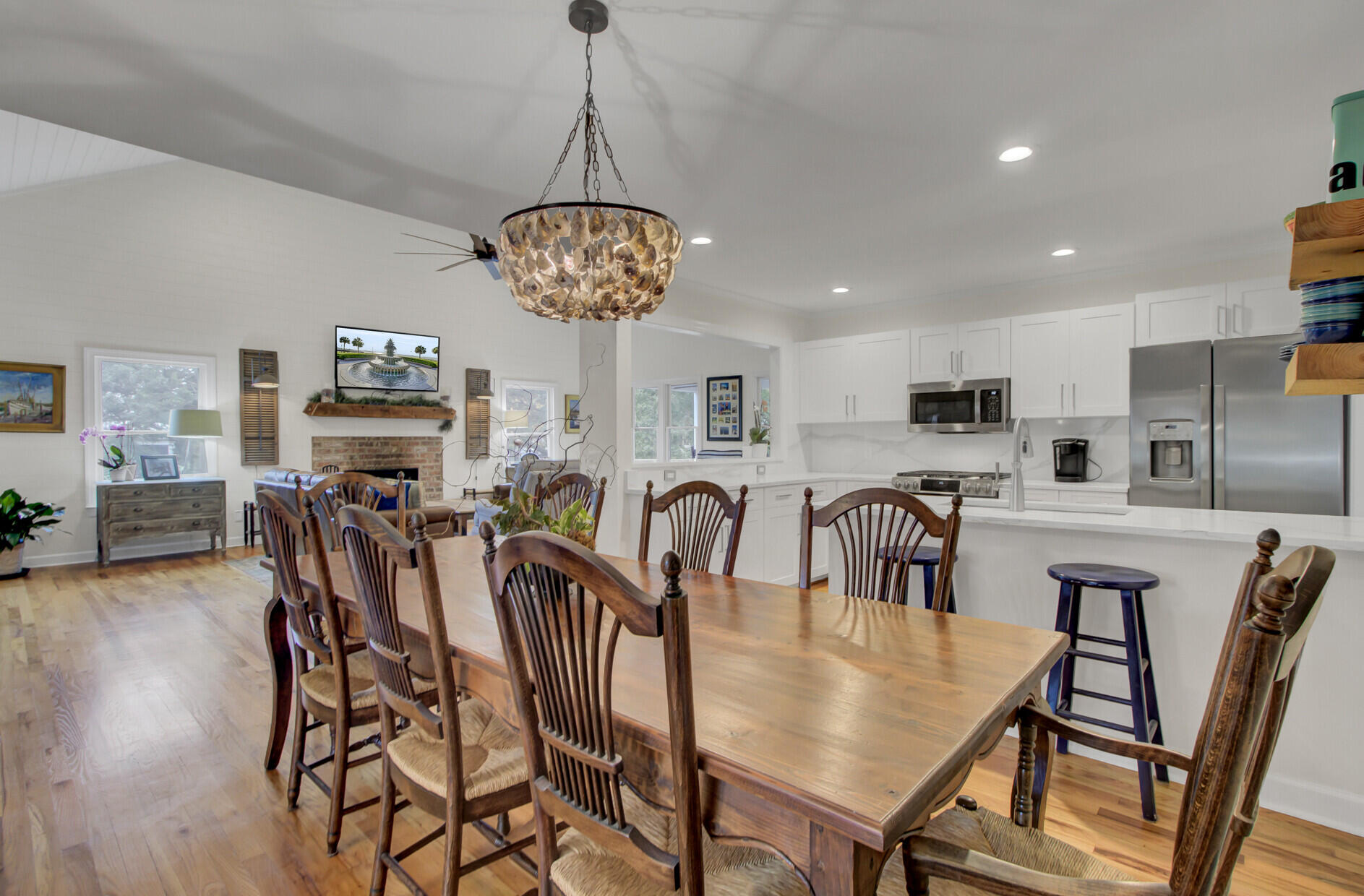 1568 Home Farm Road Mount Pleasant, SC 29464 - Photo 8 of 16 11_11_mls