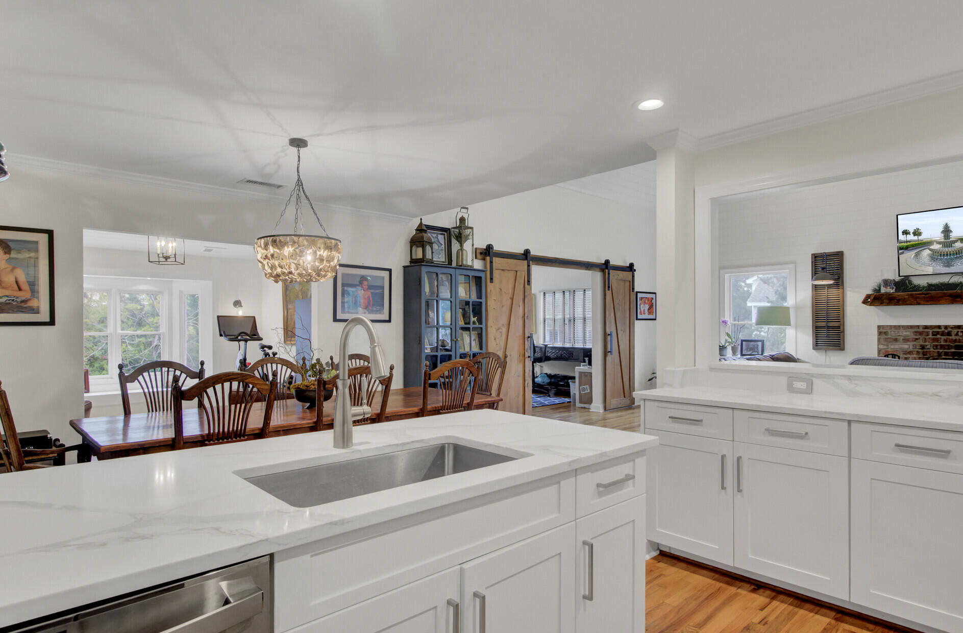 1568 Home Farm Road Mount Pleasant, SC 29464 - Photo 9 of 16 16_16_mls