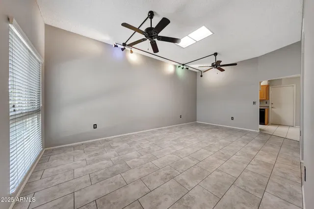 $224,900 | 10020 West Royal Oak Road, Unit E, Sun City, AZ 85351