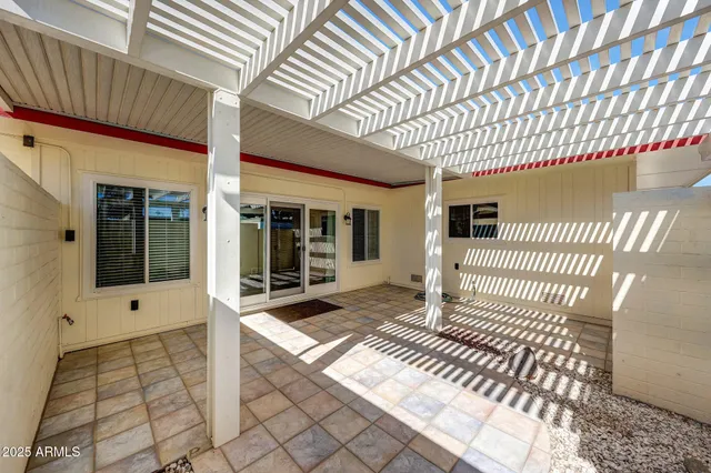 $224,900 | 10020 West Royal Oak Road, Unit E, Sun City, AZ 85351