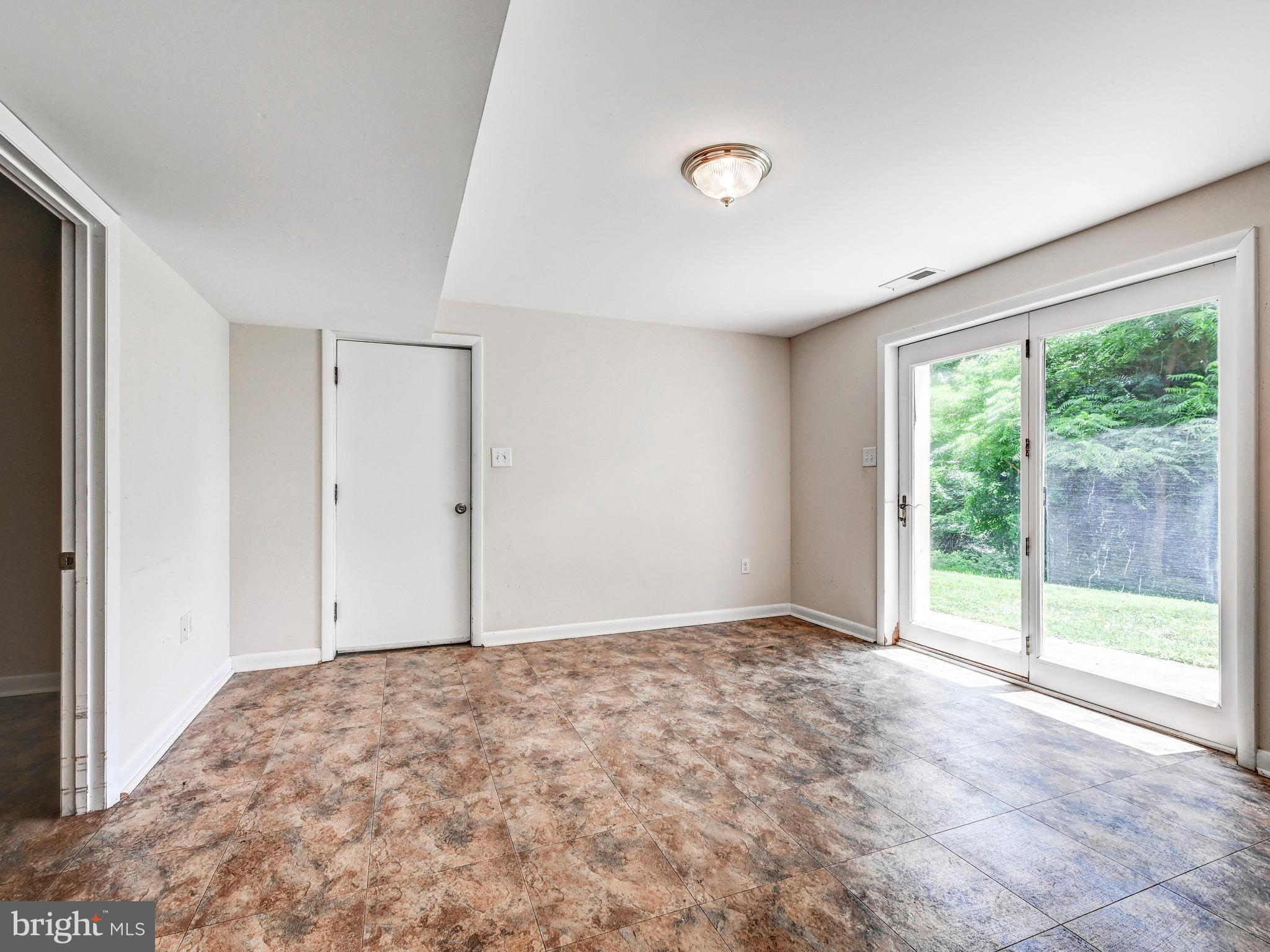 10832 Stevenson Road Stevenson, MD 21153 - Photo 17 of 41 mudroom