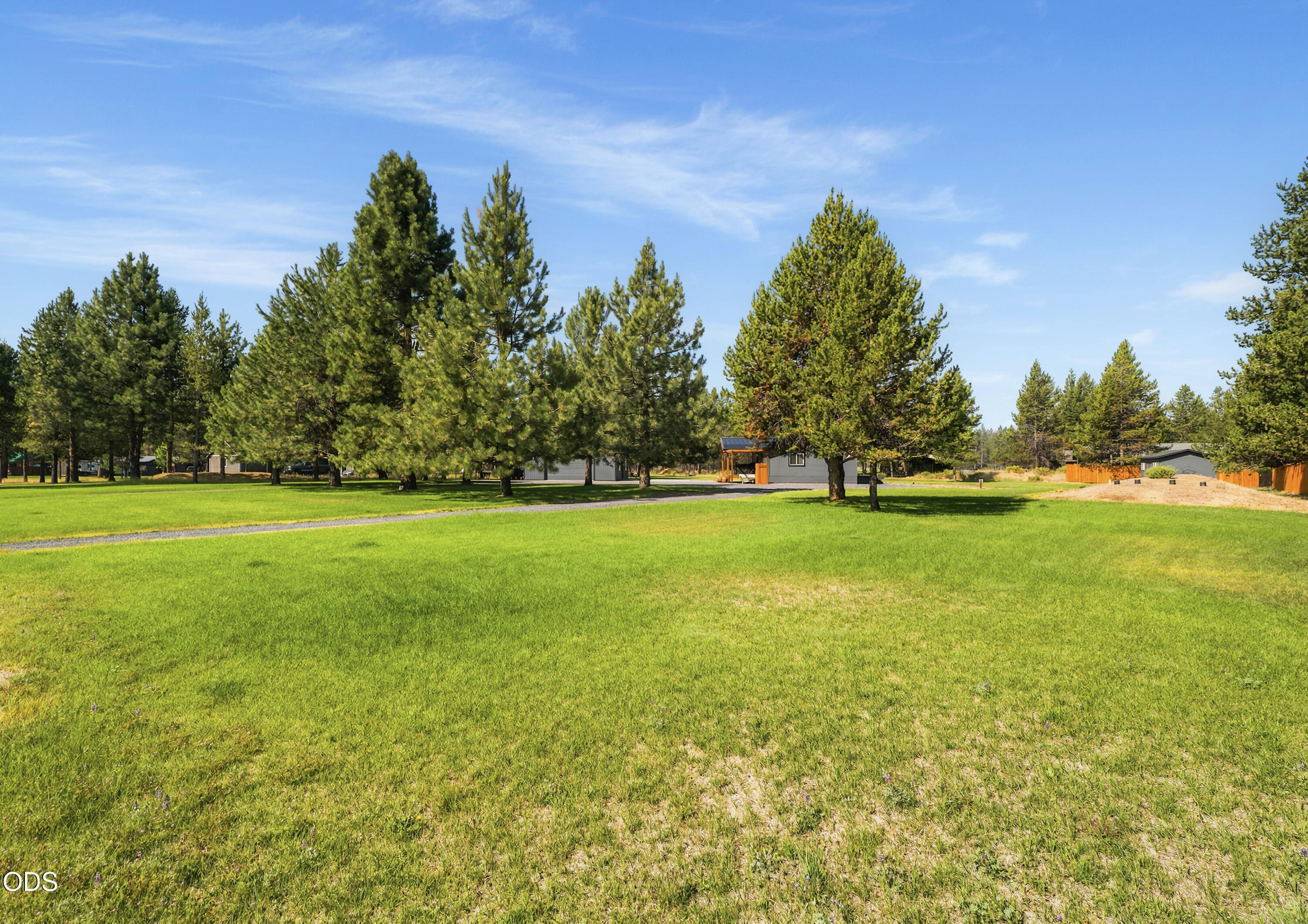 53855 Pine Grove Road La Pine, OR 97739 - Photo 39 of 43