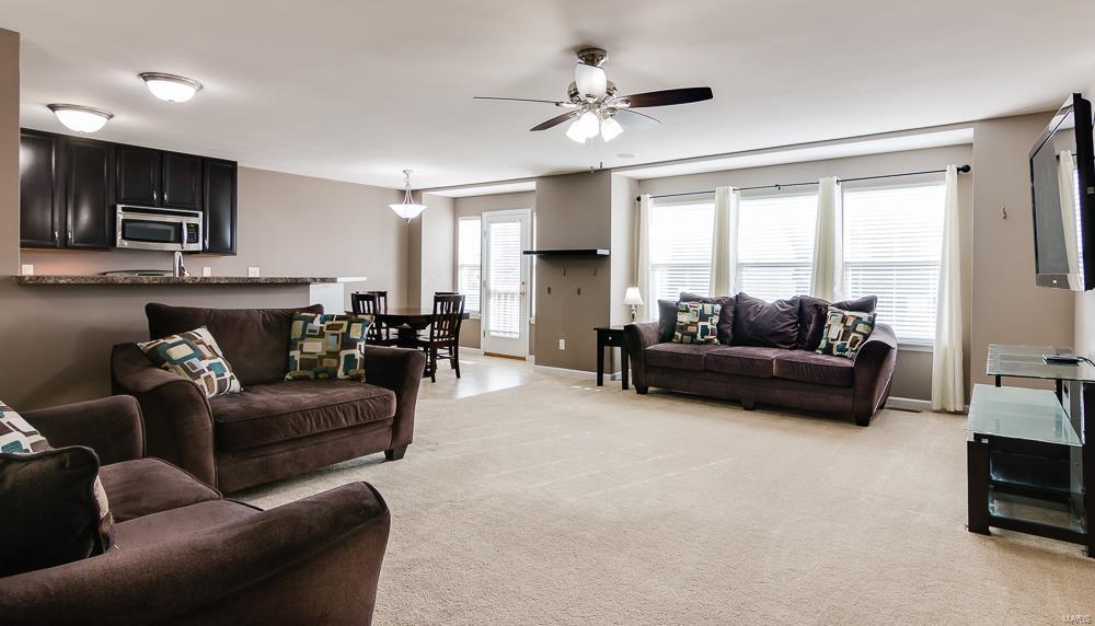 424 Spring Trace O'Fallon, MO 63368 - Photo 4 of 29