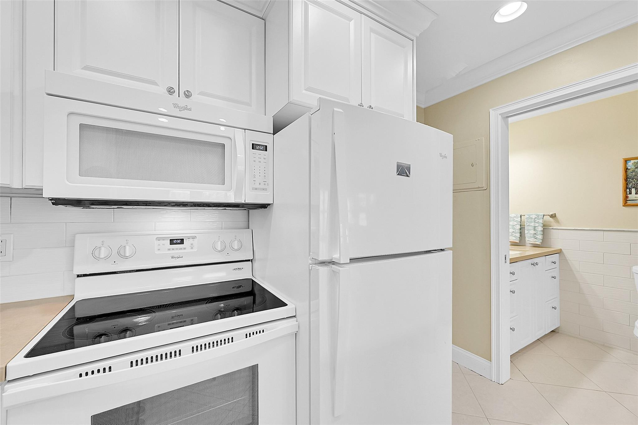 1110 North Riverside Drive, Unit 24 Pompano Beach, FL 33062 - Photo 27 of 43 Photo 31