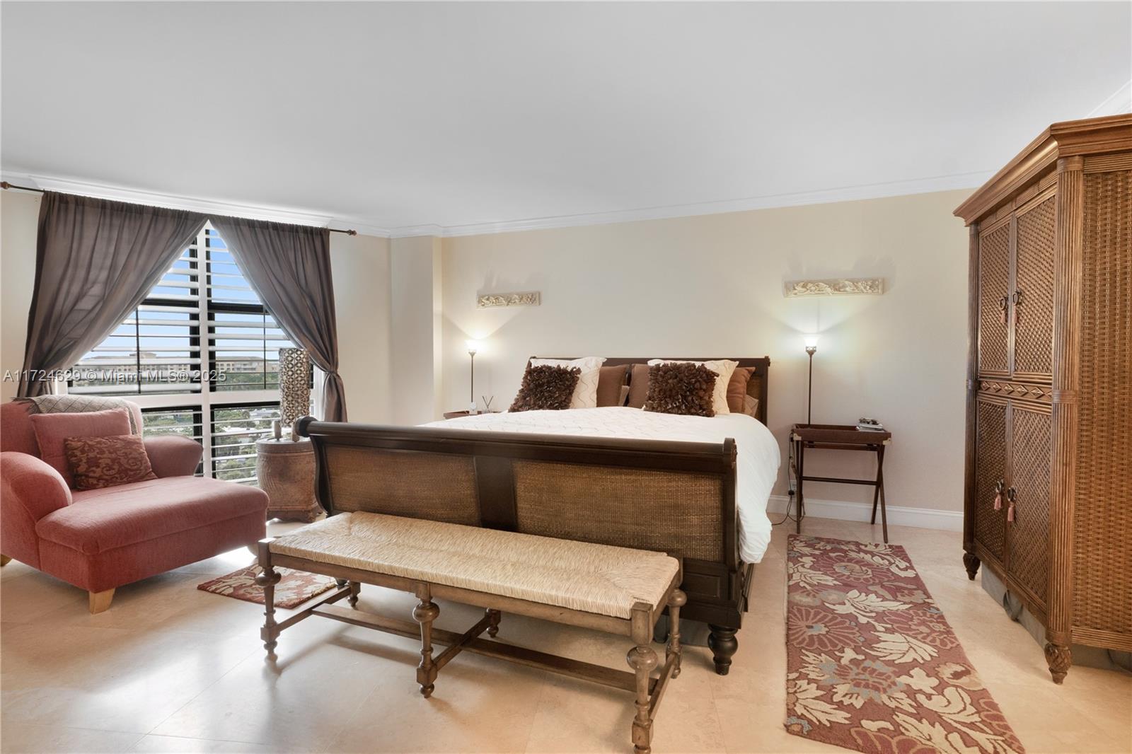 1121 Crandon Boulevard, Unit E808 Key Biscayne, FL 33149 - Photo 15 of 36