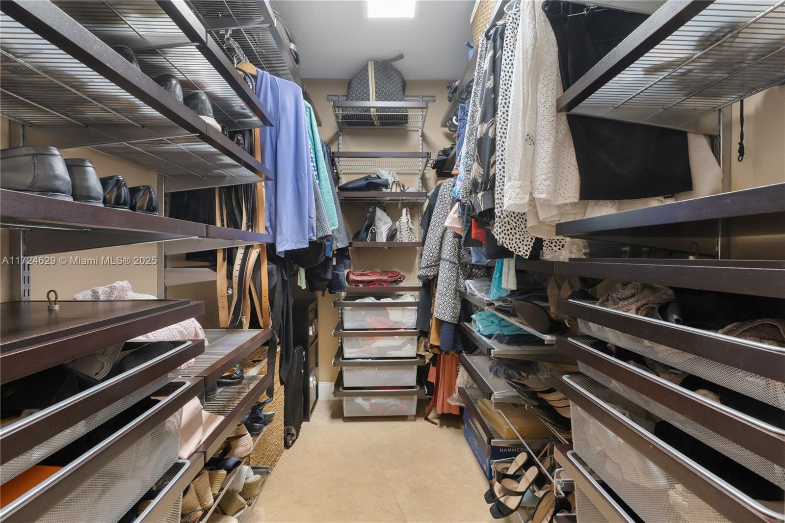 1121 Crandon Boulevard, Unit E808 Key Biscayne, FL 33149 - Photo 17 of 36