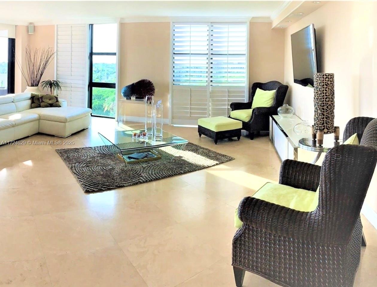 1121 Crandon Boulevard, Unit E808 Key Biscayne, FL 33149 - Photo 21 of 36