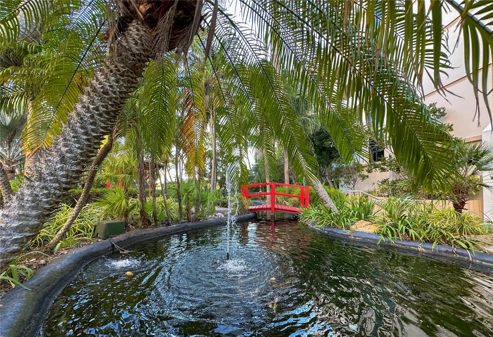 1121 Crandon Boulevard, Unit E808 Key Biscayne, FL 33149 - Photo 32 of 36