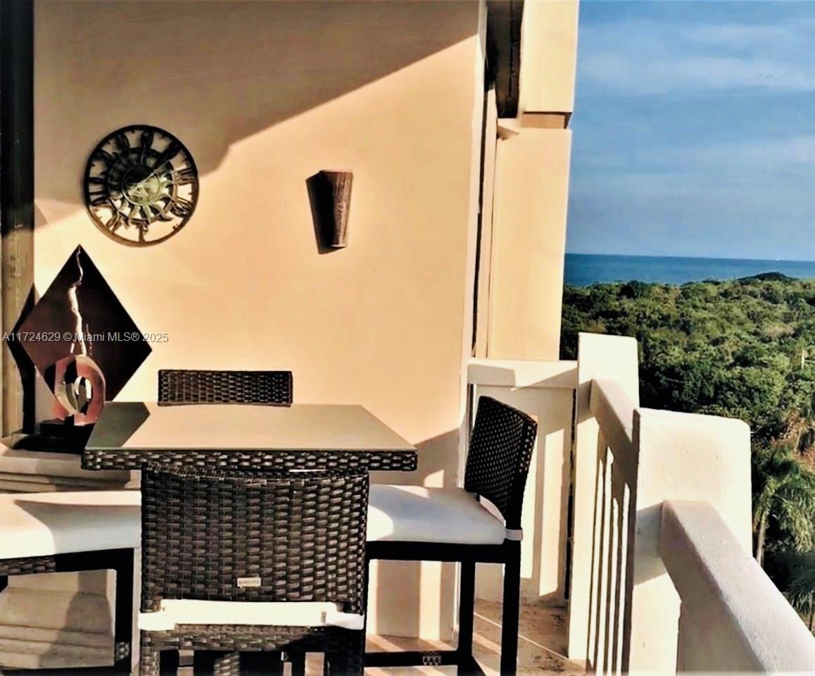 1121 Crandon Boulevard, Unit E808 Key Biscayne, FL 33149 - Photo 8 of 36