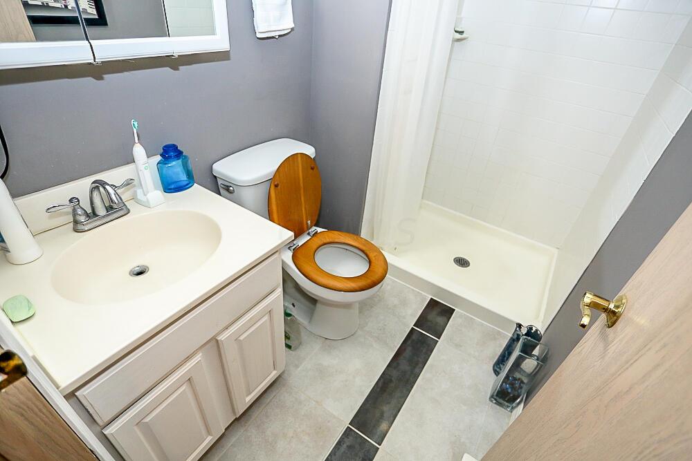 349 Holly Grove Road Lewis Center, OH 43035 - Photo 15 of 25 Gallery Image 15