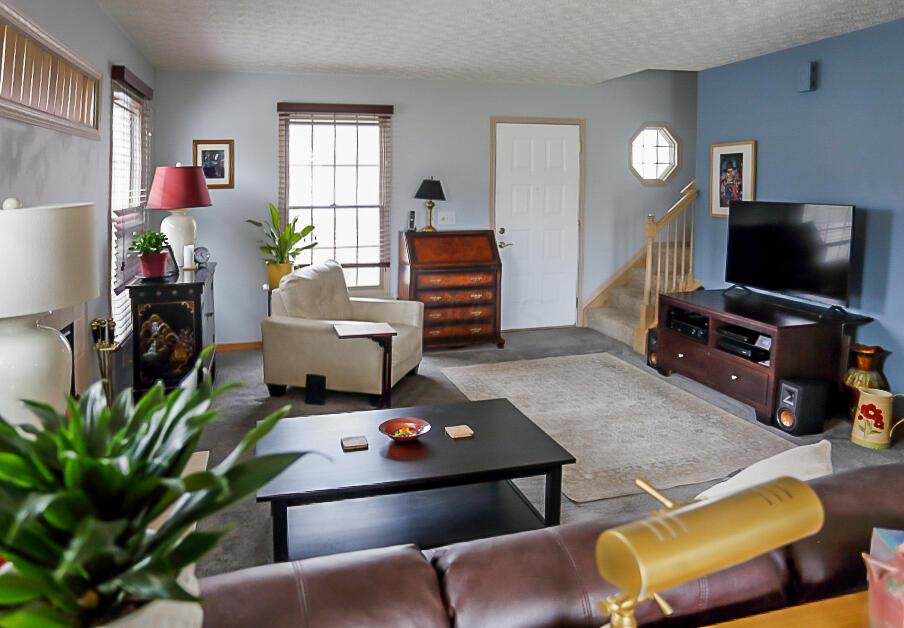 349 Holly Grove Road Lewis Center, OH 43035 - Photo 7 of 25 Gallery Image 7