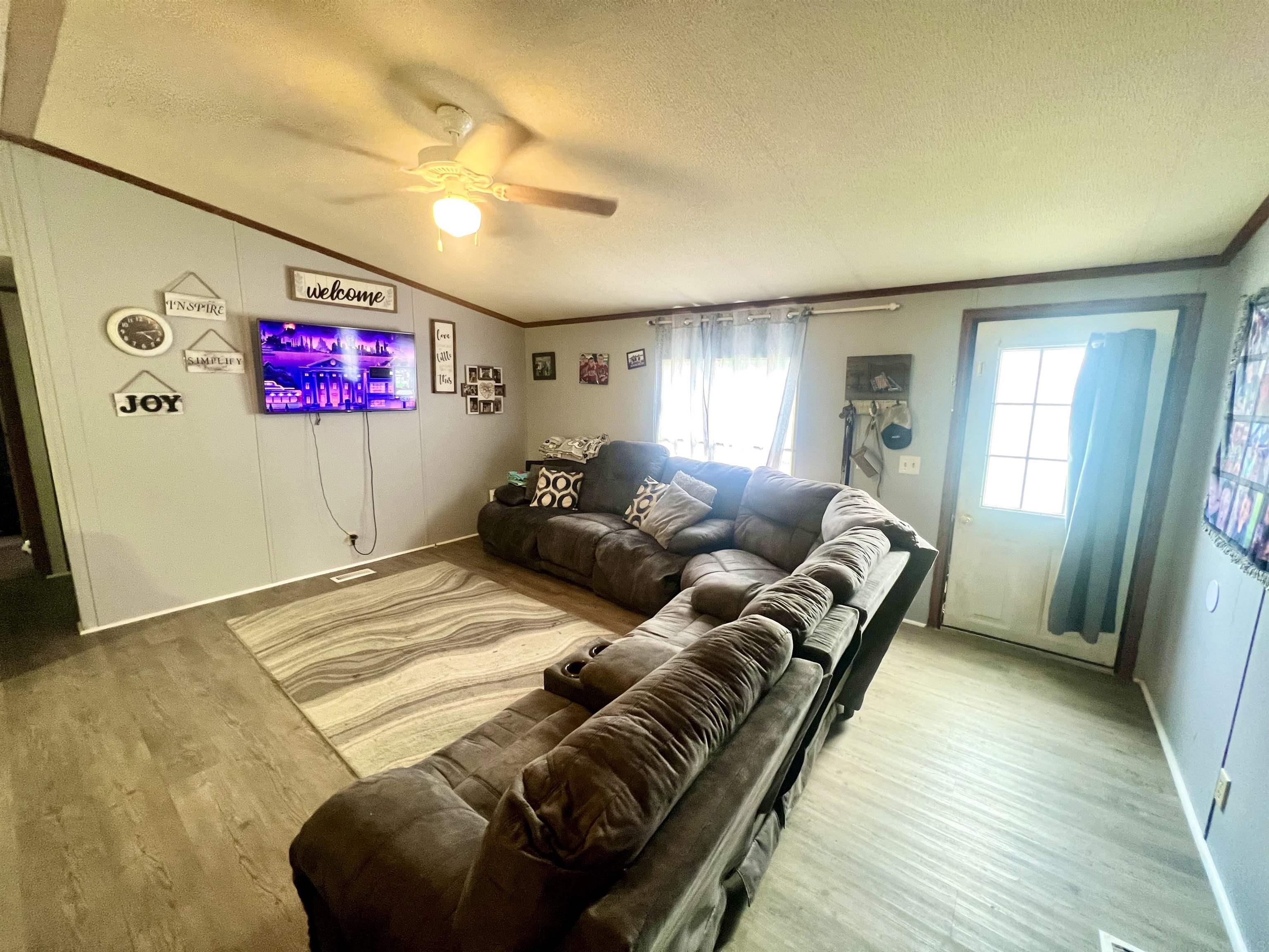 638 Sandy Hook Road Paoli, IN 47454 - Photo 2 of 19 Gallery Image 2