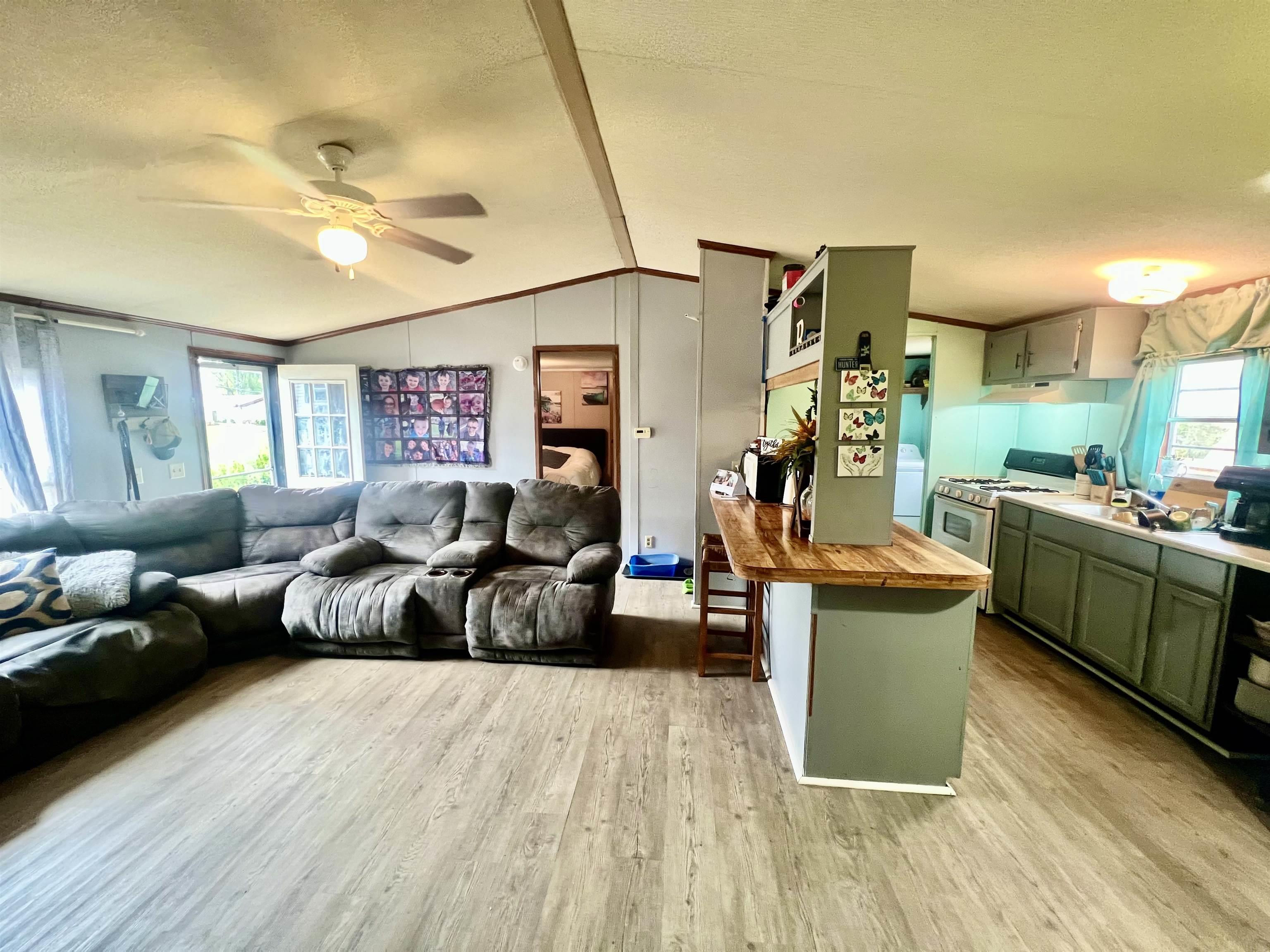 638 Sandy Hook Road Paoli, IN 47454 - Photo 5 of 19 Gallery Image 5