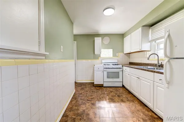 $199,900 | 8370 Orchard Avenue, University City, MO 63132