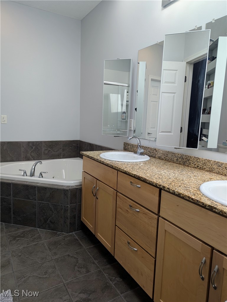 1949 Columbus Road Cleveland, OH 44113 - Photo 14 of 25