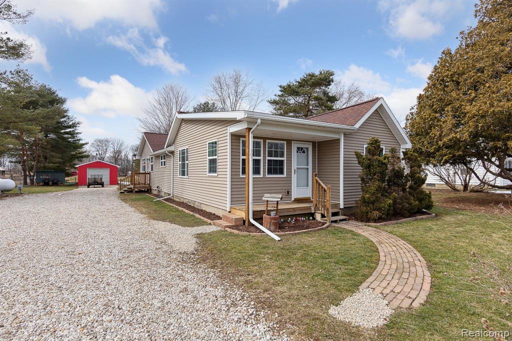 607 North Eifert Road Mason, MI 48854 - Photo 2 of 25