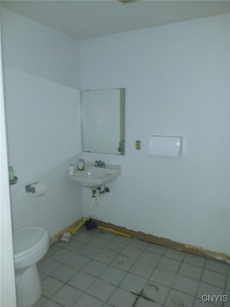 308 West Embargo Street Rome, NY 13440 - Photo 14 of 16