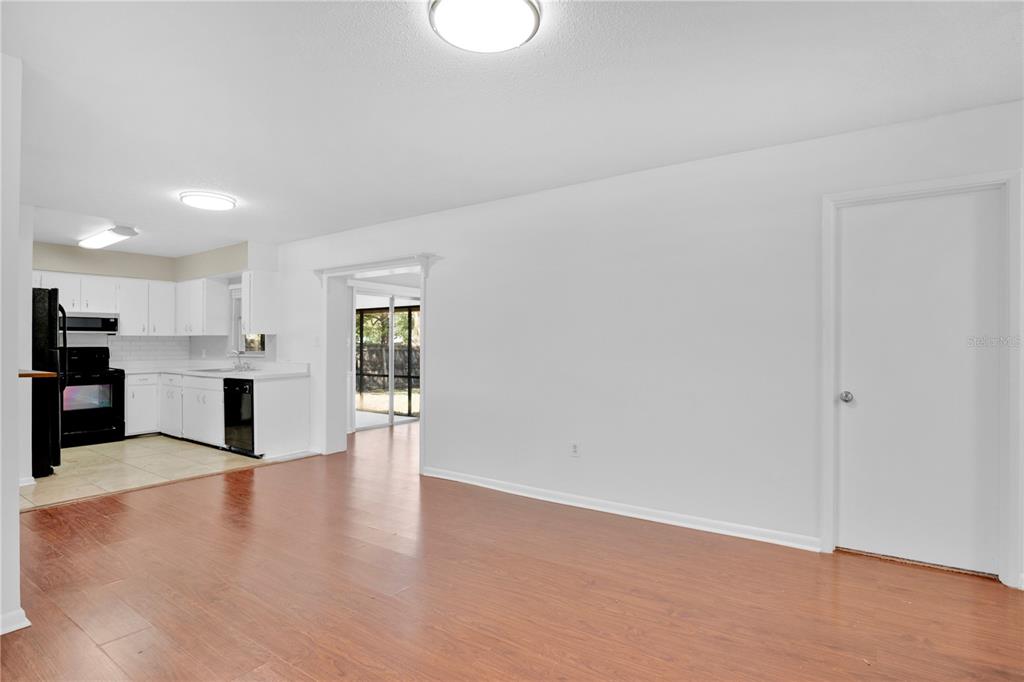 4521 Conway Gardens Road Orlando, FL 32806 - Photo 12 of 26