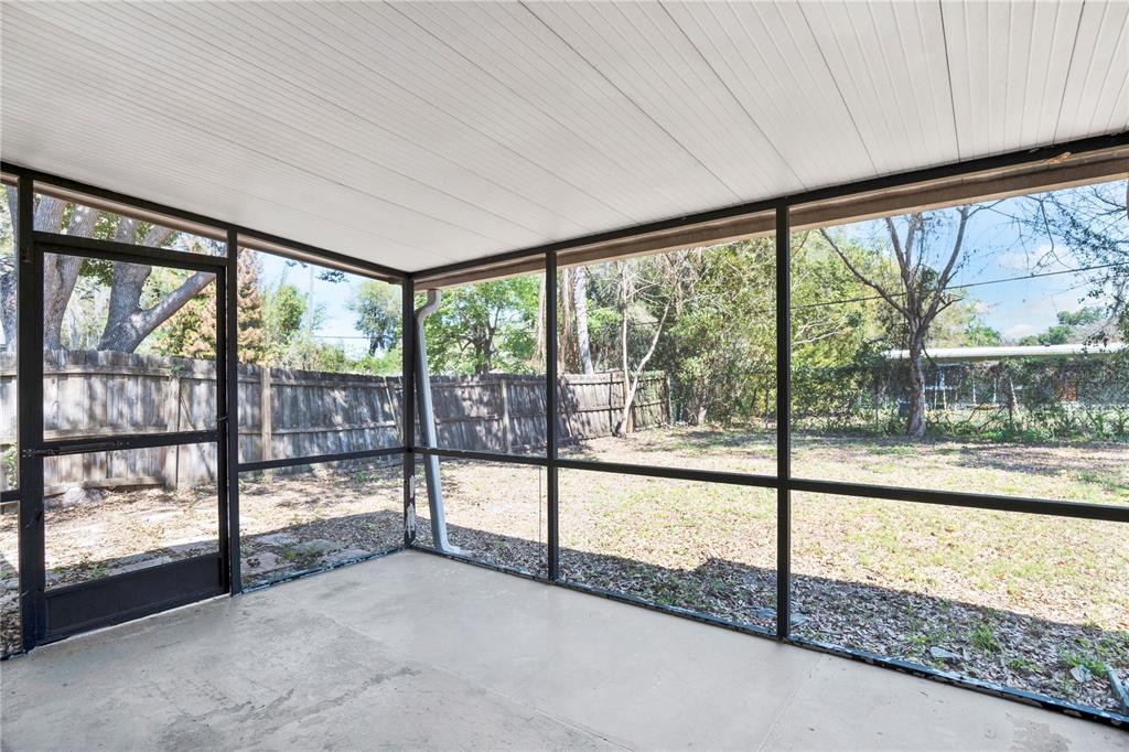 4521 Conway Gardens Road Orlando, FL 32806 - Photo 20 of 26