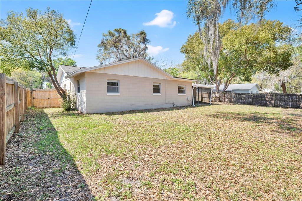 4521 Conway Gardens Road Orlando, FL 32806 - Photo 22 of 26