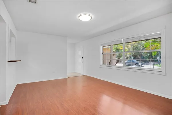 $2,495 | 4521 Conway Gardens Road, Orlando, FL 32806