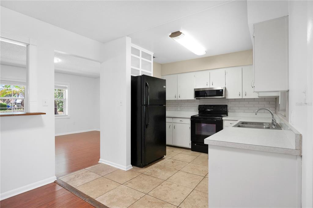 4521 Conway Gardens Road Orlando, FL 32806 - Photo 10 of 26