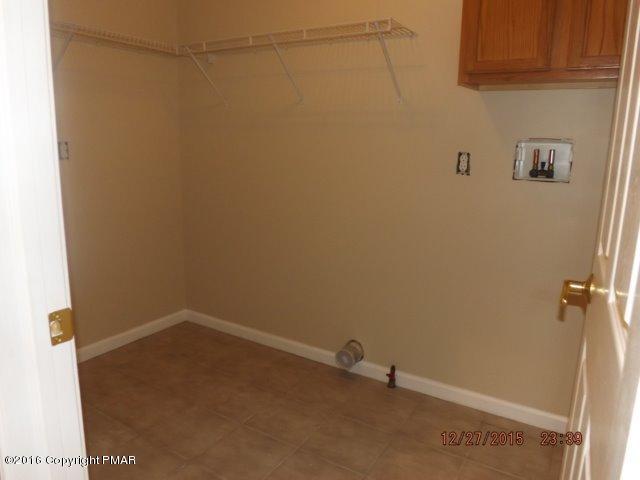 471 Cays Road Stroudsburg, PA 18360 - Photo 12 of 28 laundryrm