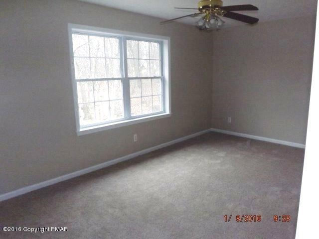 471 Cays Road Stroudsburg, PA 18360 - Photo 17 of 28 bed4