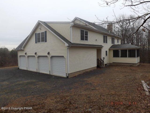 471 Cays Road Stroudsburg, PA 18360 - Photo 2 of 28 caysrear