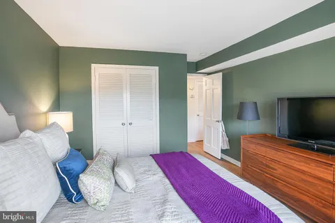 $289,900 | 3114 Wisconsin Avenue Northwest, Unit 202, Washington, DC 20016