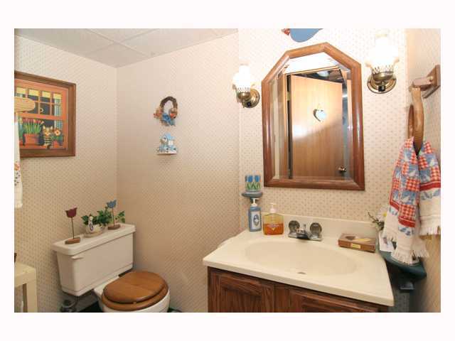 156 North Cassingham Road Columbus, OH 43209 - Photo 14 of 17