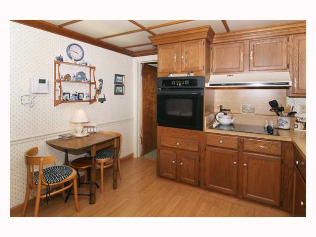 156 North Cassingham Road Columbus, OH 43209 - Photo 8 of 17