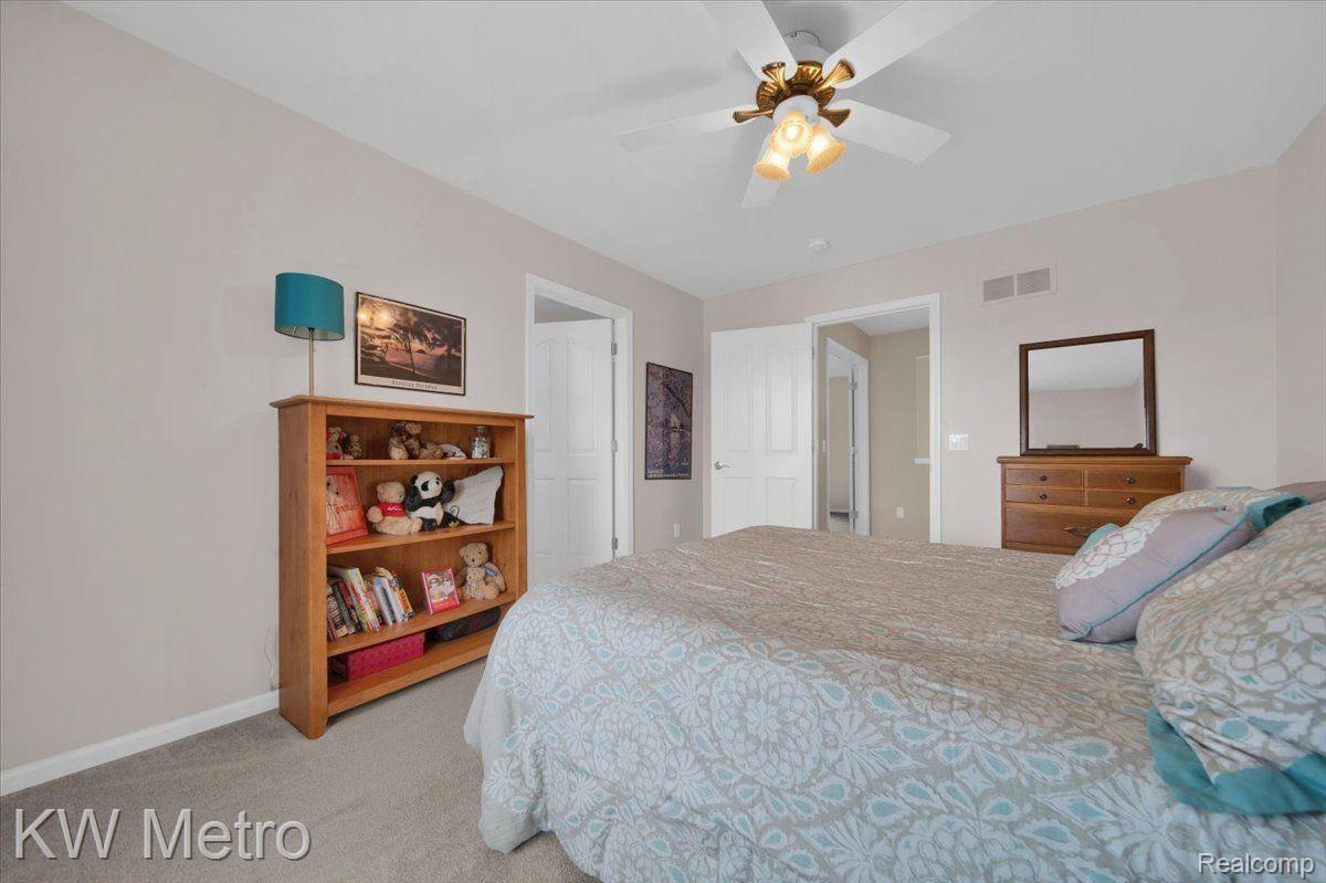 1945 Catlin Drive Rochester, MI 48306 - Photo 32 of 59 Gallery Image 32